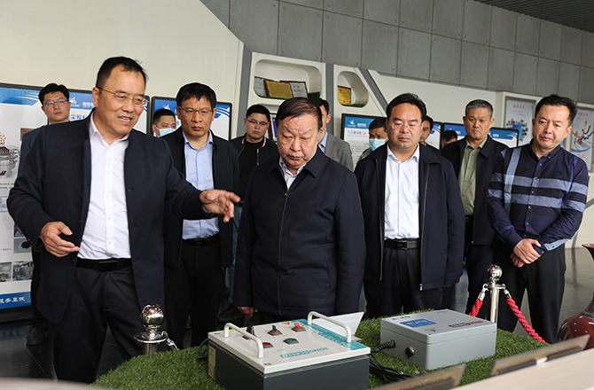 新乡市副市长祁文华带队调研高服股份